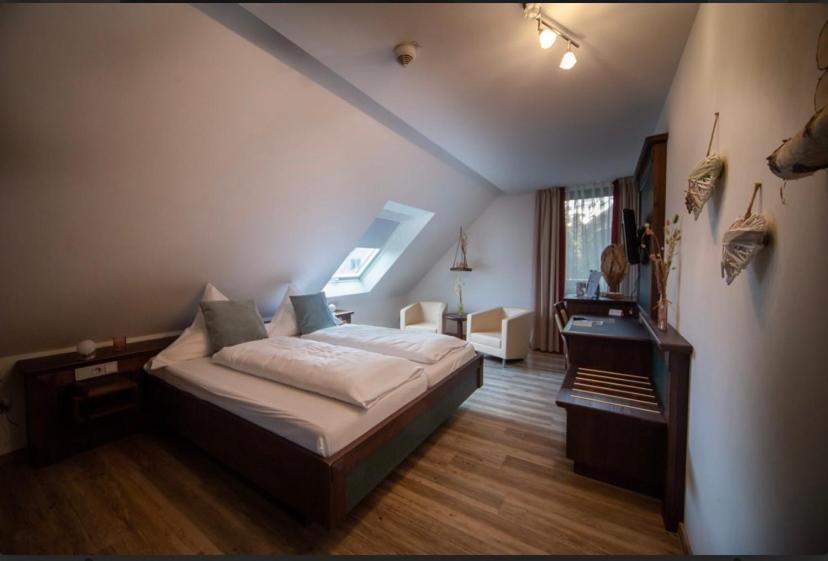 באד ווילבאד Hotel Restaurant Auerhahn מראה חיצוני תמונה
