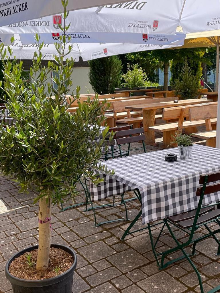 באד ווילבאד Hotel Restaurant Auerhahn מראה חיצוני תמונה